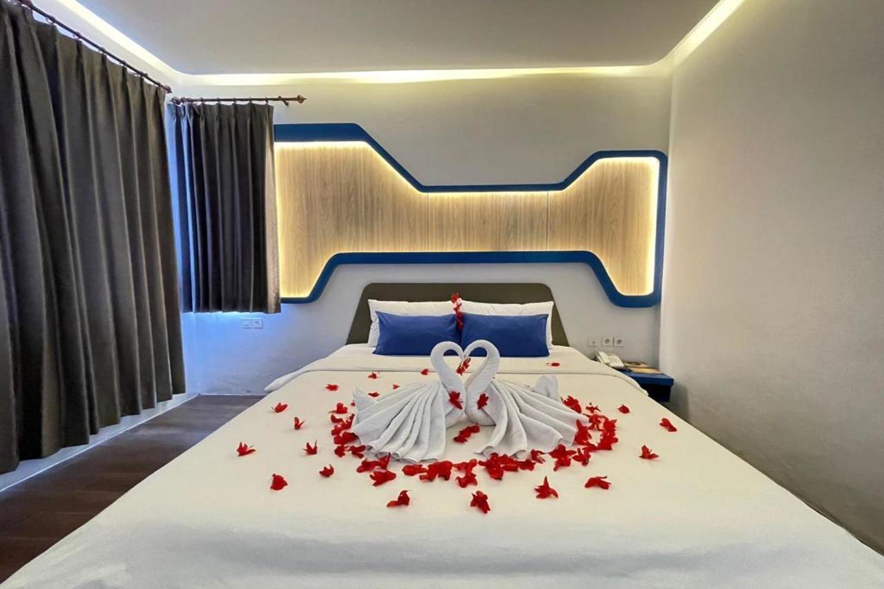 Golden Palace Hotel Batu Merah Kültér fotó
