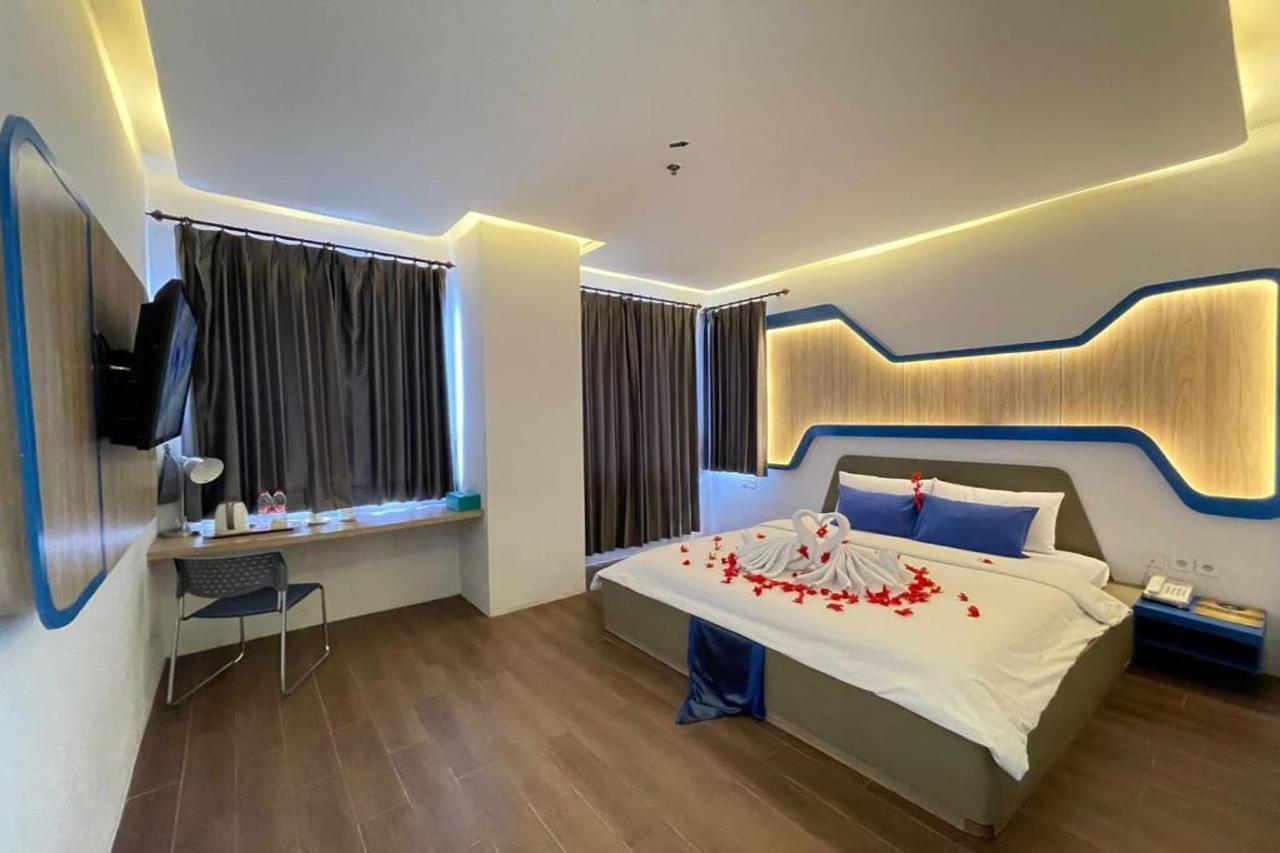 Golden Palace Hotel Batu Merah Kültér fotó